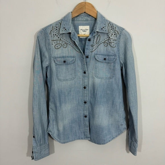 American Eagle Western Chambray Shirt Womens S Light Wash Blue Studded Boho VGUC - Picture 6 of 13